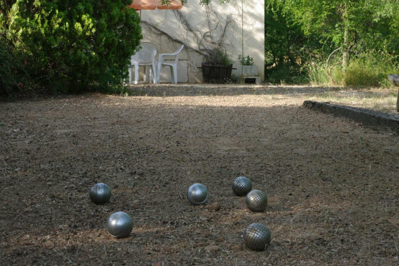 Mas De Font Chaude Acomodação com café da manhã Clermont-lʼHérault Exterior foto